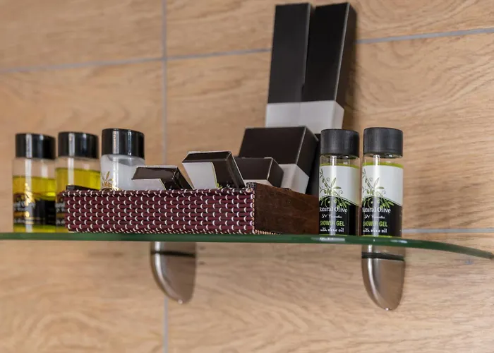 Oreiades Pensión 4*