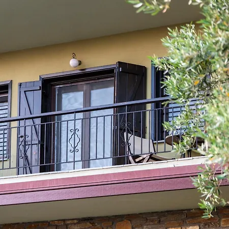 Oreiades Guesthouse