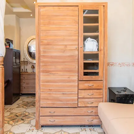Oreiades Guesthouse 4*