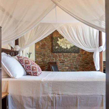 Oreiades Guesthouse
