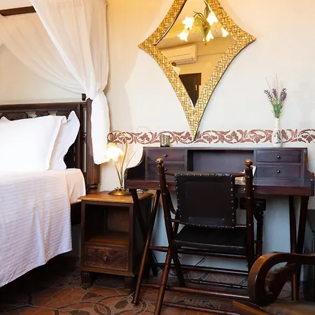 Oreiades Guesthouse 4*