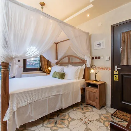 Oreiades Guesthouse