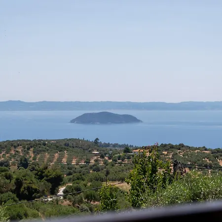 Oreiades Guesthouse Guest house 4*