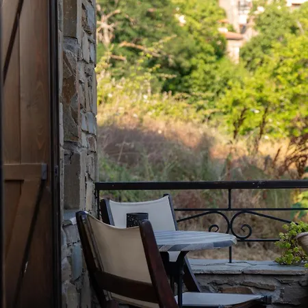 Oreiades Guesthouse Guest house Parthenon