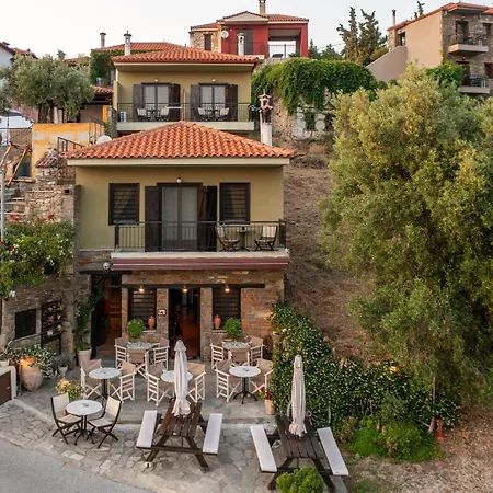 Oreiades 4* Parthenónasz