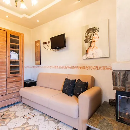 Oreiades Parthenónasz