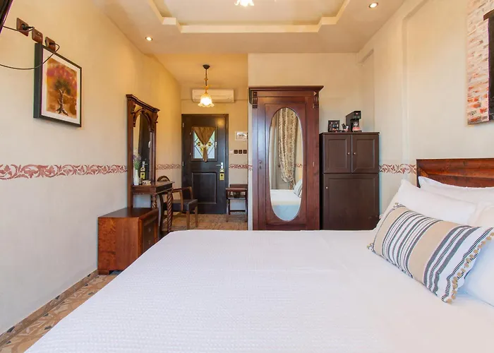 Pensión Oreiades 4*