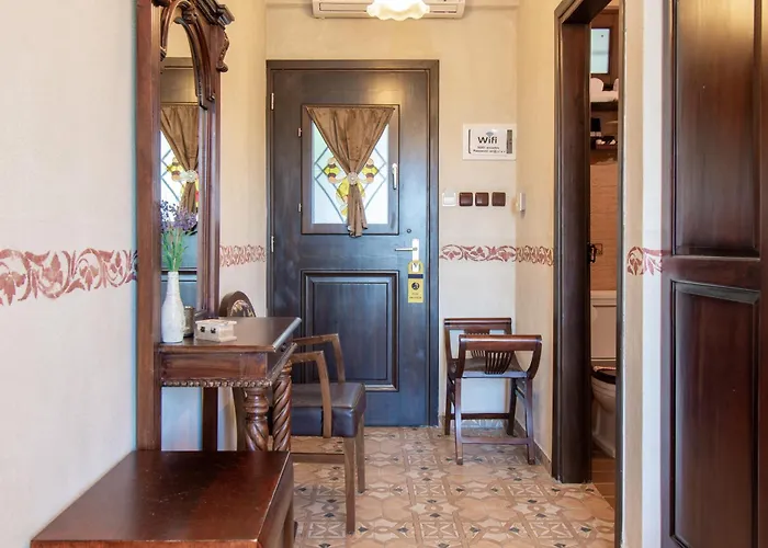 Oreiades Pensión Parthenón