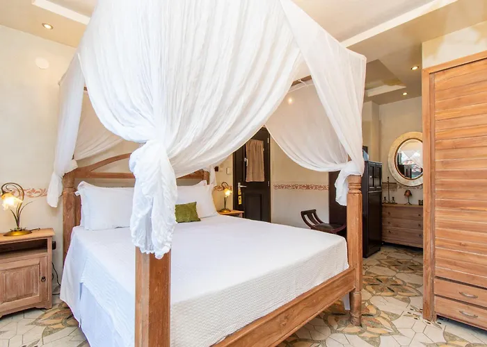 Pensión Oreiades 4*