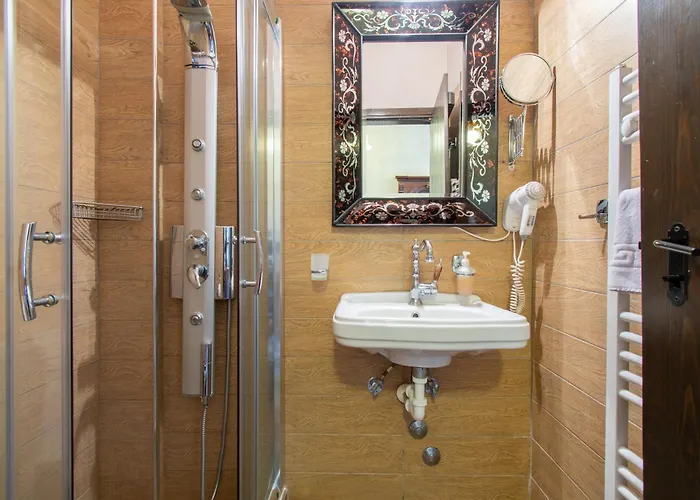 Pensión Oreiades 4*